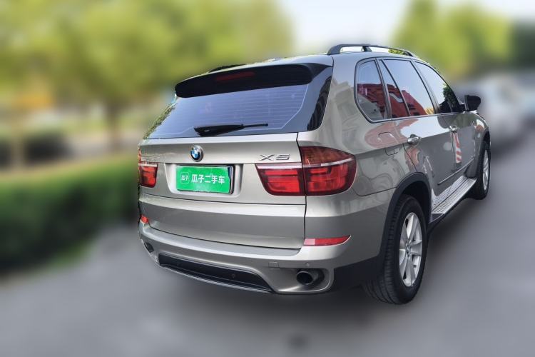 Used BMW X5 2011 xDrive35i Leading Model Rear Right 45 Deg