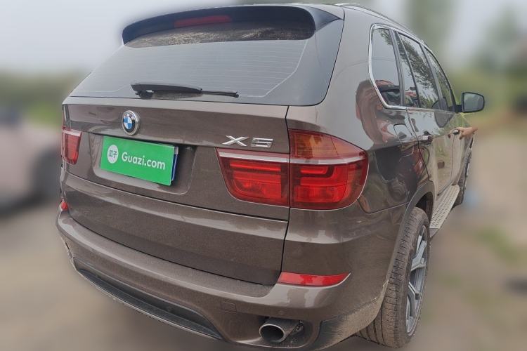 Used BMW X5 2011 xDrive35i Leading Model Rear Right 45 Deg