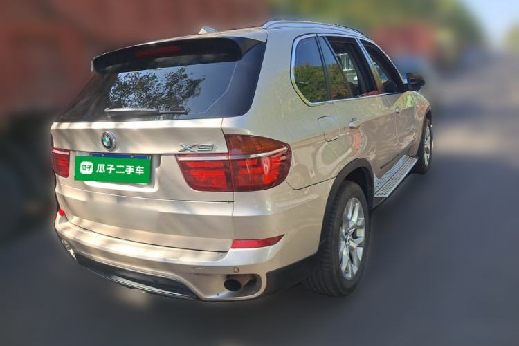Used BMW X5 2011 xDrive35i Leading Model Rear Right 45 Deg