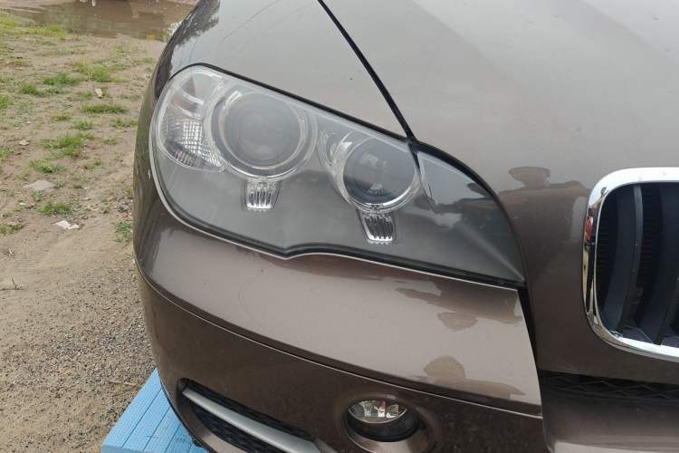 Used BMW X5 2011 xDrive35i Leading Model Right Front Headlight