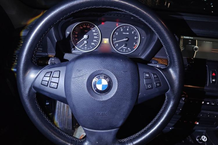 Used BMW X5 2011 xDrive35i Leading Model Steering Wheel