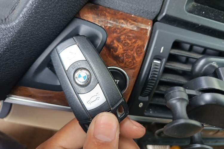 Used BMW X5 2011 xDrive35i Luxury Model Vehicle Key
