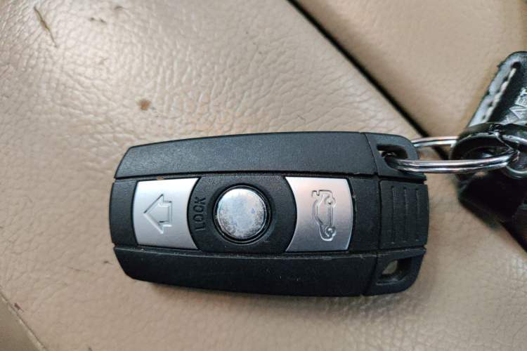 Used BMW X5 2011 xDrive35i Luxury Model Vehicle Key