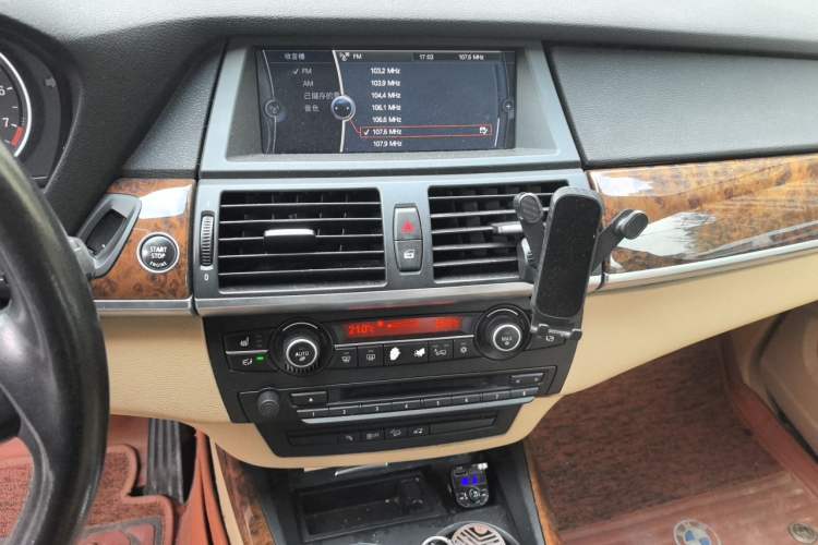 Used BMW X5 2011 xDrive35i Luxury Model Audio And AC Panel