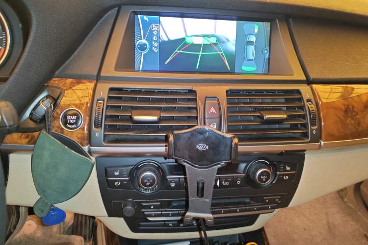Used BMW X5 2011 xDrive35i Leading Model Audio And AC Panel