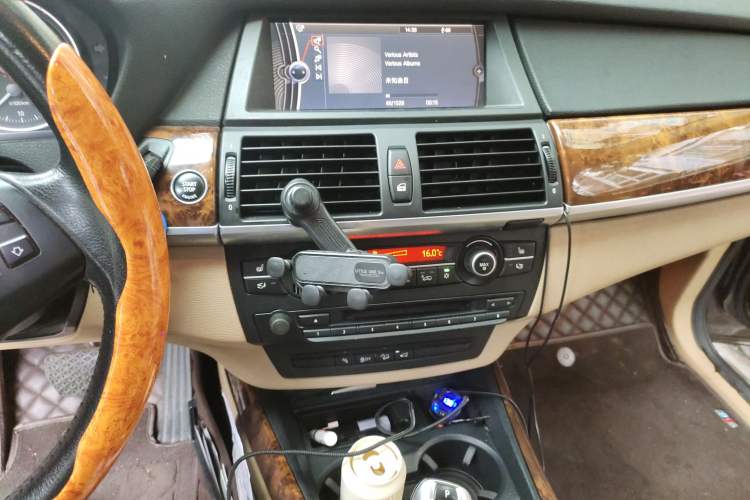 Used BMW X5 2011 xDrive35i Leading Model Audio And AC Panel