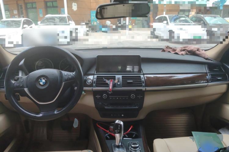 Used BMW X5 2011 xDrive35i Luxury Edition Center Console