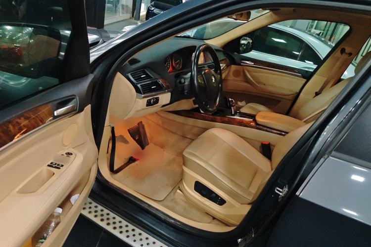 Used BMW X5 2011 xDrive35i Leading Model Driver Seat