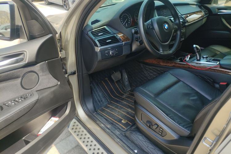 Used BMW X5 2011 xDrive35i Luxury Model Driver Seat