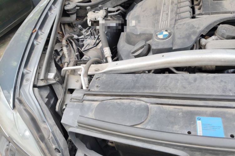 Used BMW X5 2011 xDrive35i Luxury Edition Engine Bay Right