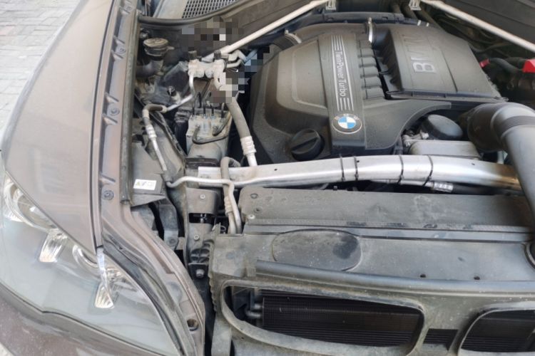 Used BMW X5 2011 xDrive35i Leading Model Engine Bay Right