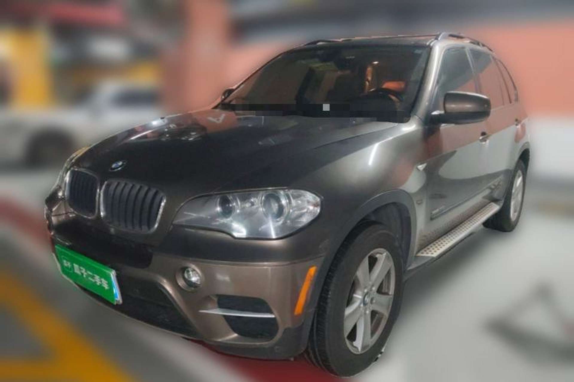 Used BMW X5 2011 xDrive35i U.S. specification Front Left 45 Deg