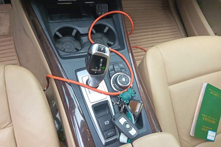 Used BMW X5 2011 xDrive35i Luxury Edition Gear Lever