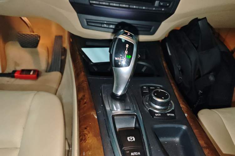 Used BMW X5 2011 xDrive35i Leading Model Gear Lever