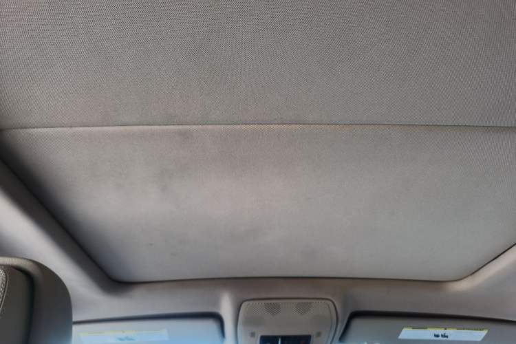 Used BMW X5 2011 xDrive35i Leading Model Headliner