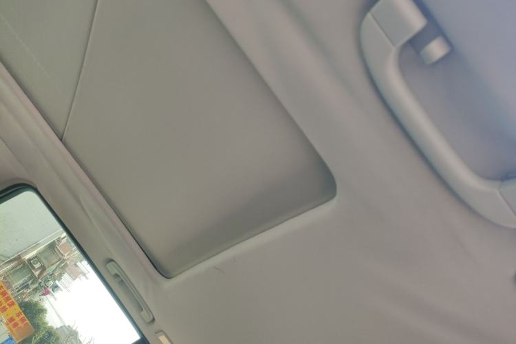 Used BMW X5 2011 xDrive35i Luxury Model Headliner