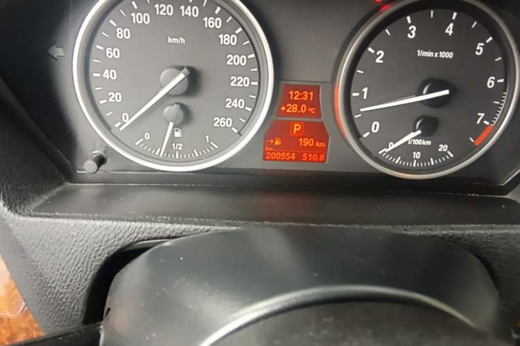 Used BMW X5 2011 xDrive35i Leading Model Odometer Close Up