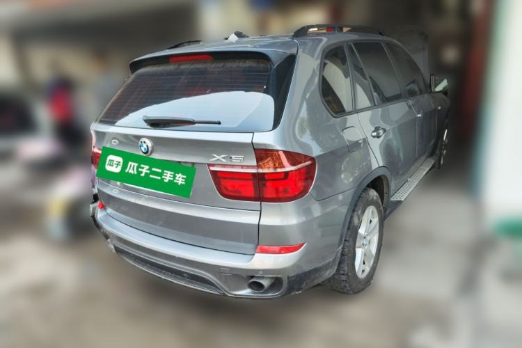 Used BMW X5 2011 xDrive35i Leading Model Rear Right 45 Deg