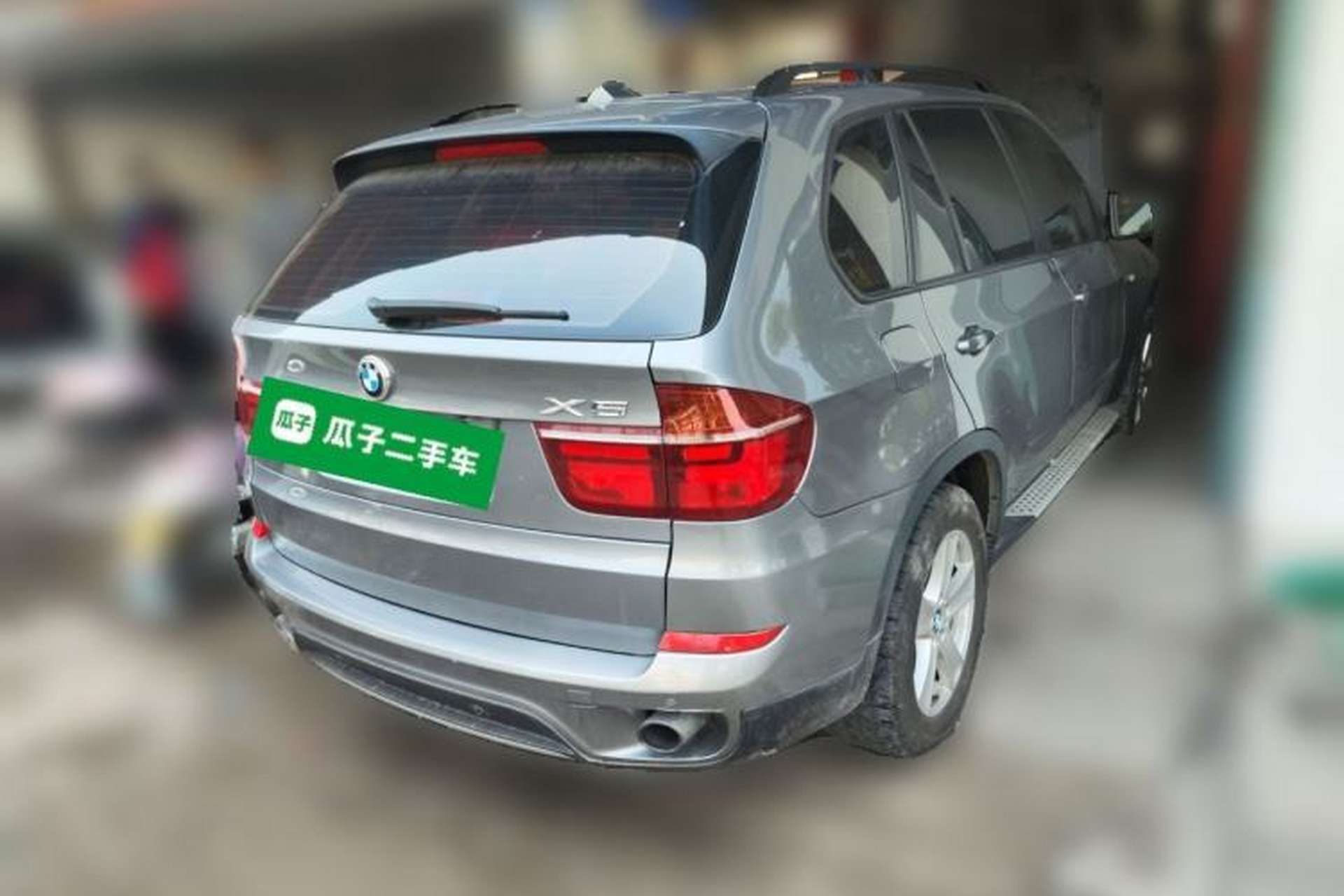 Used BMW X5 2011 xDrive35i Leading Model Rear Right 45 Deg