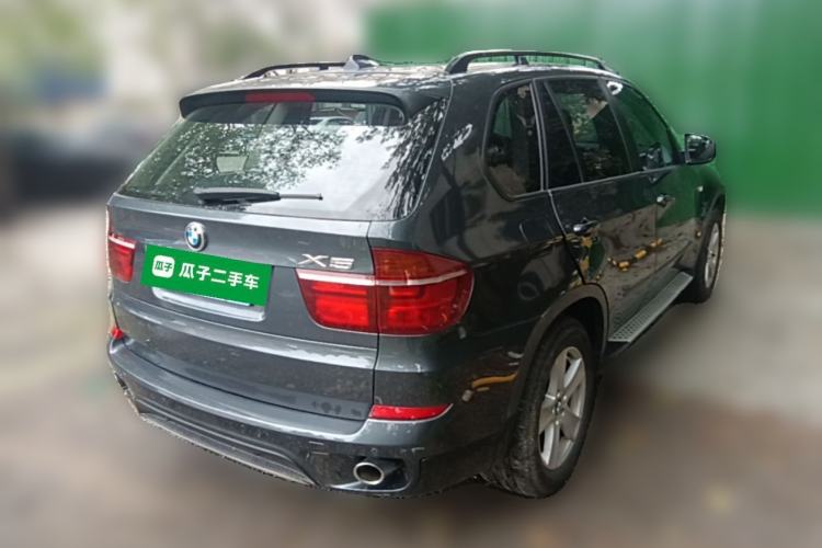 Used BMW X5 2011 xDrive35i Leading Model Rear Right 45 Deg