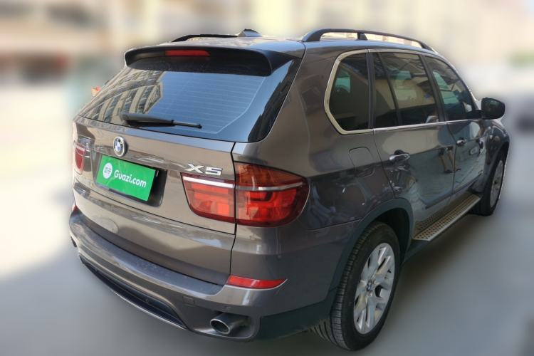 Used BMW X5 2011 xDrive35i Leading Model Rear Right 45 Deg