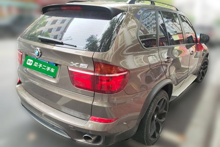 Used BMW X5 2011 xDrive35i Leading Model Rear Right 45 Deg