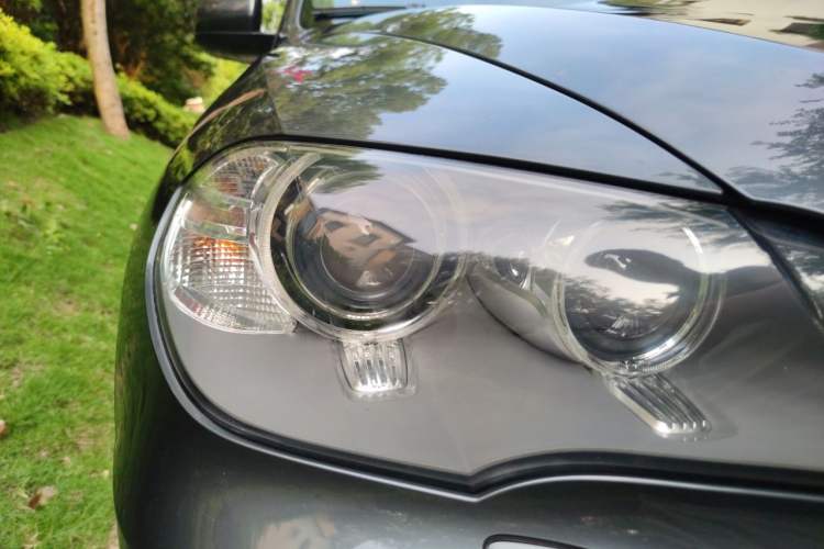 Used BMW X5 2011 xDrive35i Leading Model Right Front Headlight