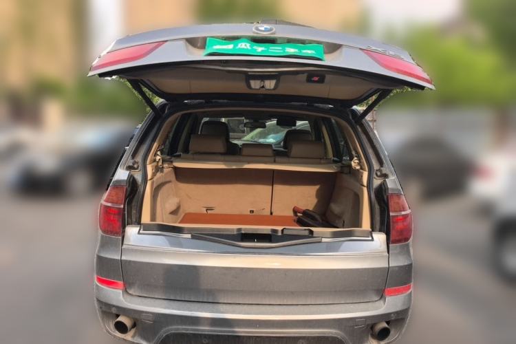 Used BMW X5 2011 xDrive35i Luxury Model Trunk