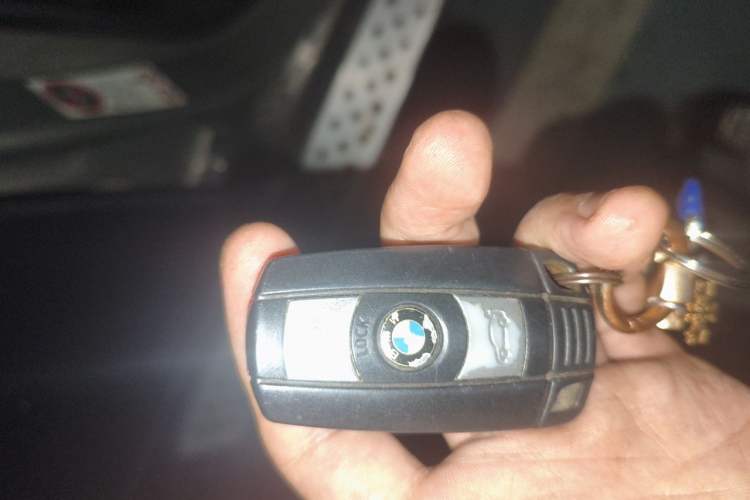 Used BMW X5 2011 xDrive35i Leading Model Vehicle Key