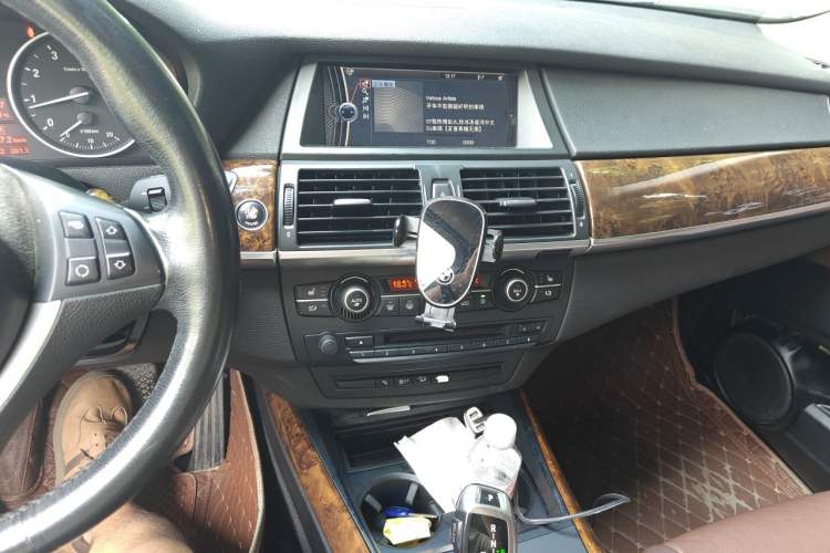 Used BMW X5 2011 xDrive35i Luxury Edition Audio And AC Panel
