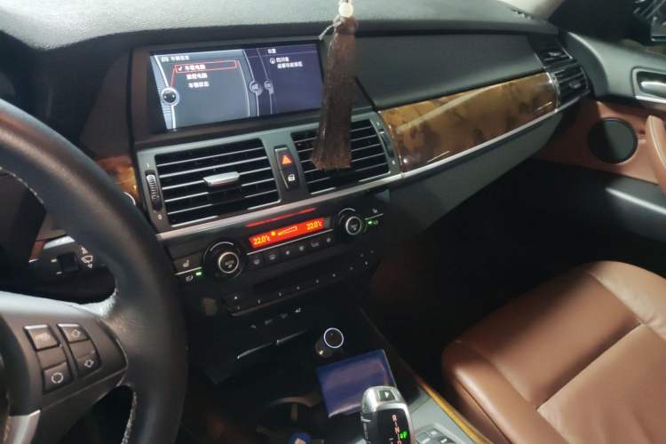 Used BMW X5 2011 xDrive35i Luxury Model Audio And AC Panel