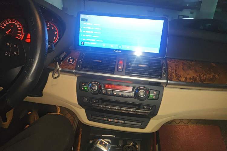 Used BMW X5 2011 xDrive35i Leading Model Audio And AC Panel