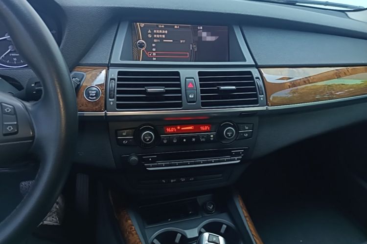 Used BMW X5 2011 xDrive35i Luxury Model Audio And AC Panel