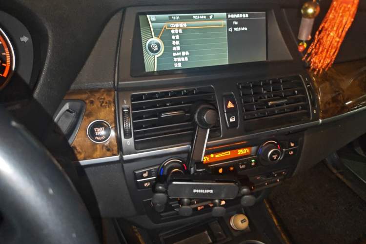 Used BMW X5 2011 xDrive35i Luxury Model Audio And AC Panel