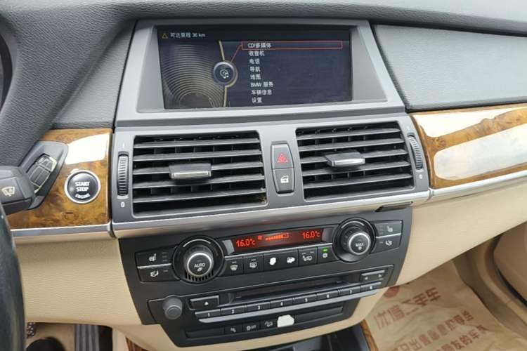 Used BMW X5 2011 xDrive35i Luxury Model Audio And AC Panel