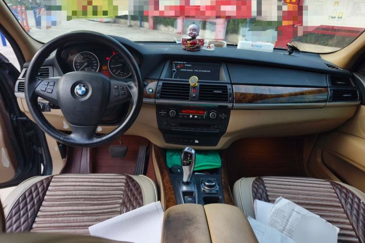 Used BMW X5 2011 xDrive35i Luxury Model Center Console