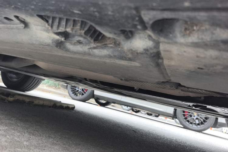 Used BMW X5 2011 xDrive35i Leading Model Chassis Front Right