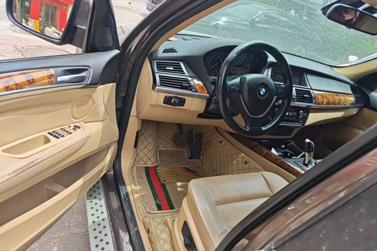 Used BMW X5 2011 xDrive35i Luxury Model Driver Seat