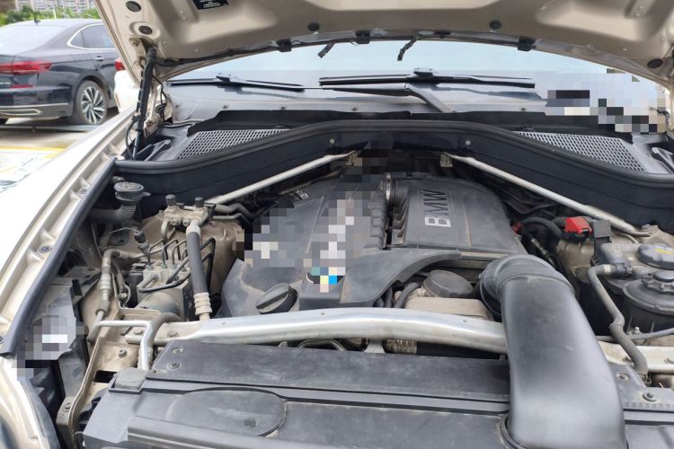 Used BMW X5 2011 xDrive35i Leading Model Engine Bay Right