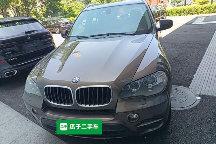 Used BMW X5 2011 xDrive35i Luxury Model Front