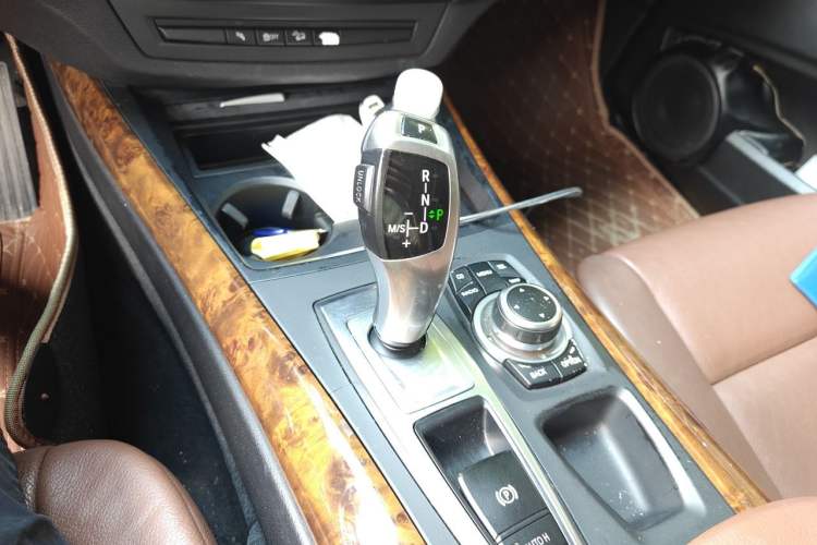 Used BMW X5 2011 xDrive35i Luxury Edition Gear Lever