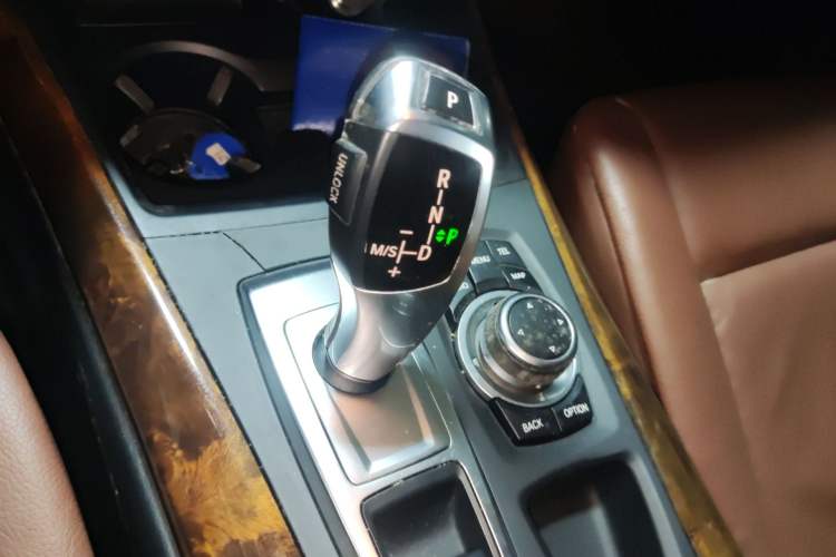 Used BMW X5 2011 xDrive35i Luxury Model Gear Lever
