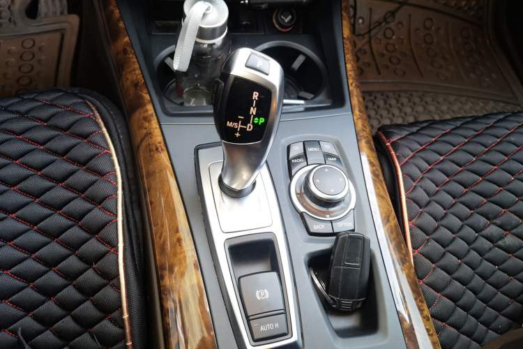 Used BMW X5 2011 xDrive35i Luxury Model Gear Lever
