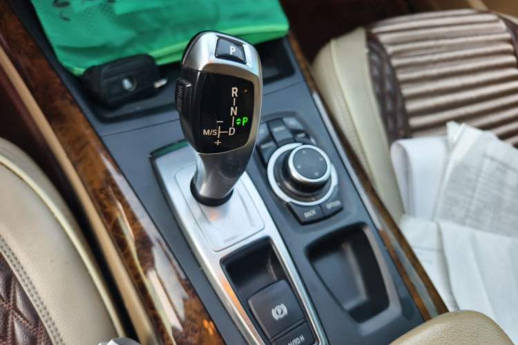 Used BMW X5 2011 xDrive35i Luxury Model Gear Lever
