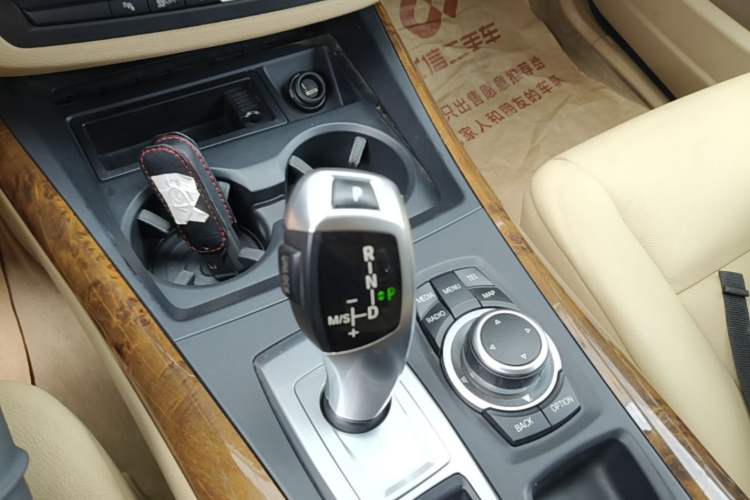 Used BMW X5 2011 xDrive35i Luxury Model Gear Lever