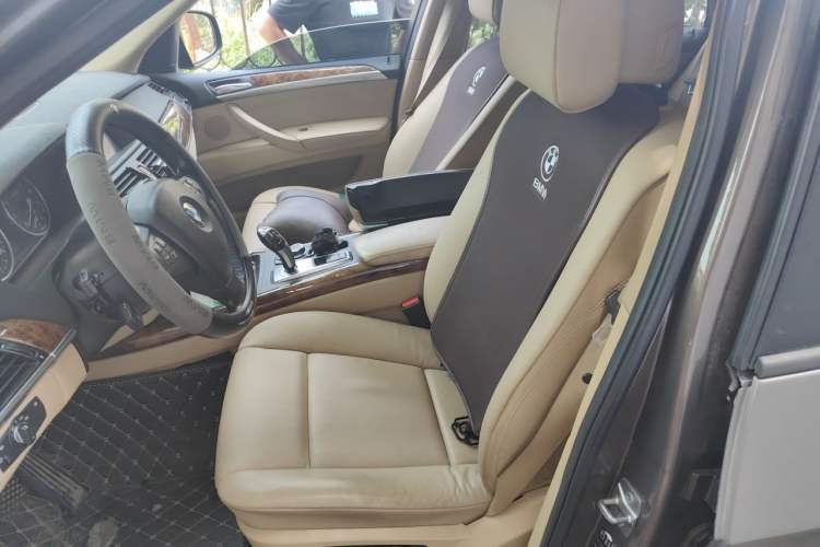 Used BMW X5 2011 xDrive35i Leading Model Left Front Seat