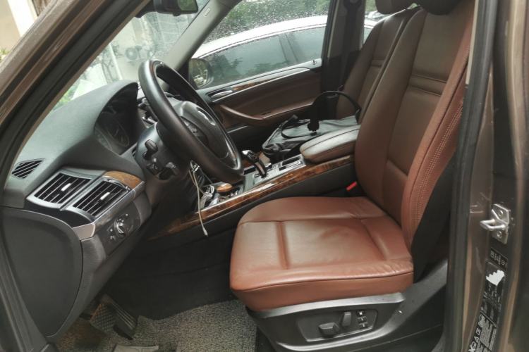 Used BMW X5 2011 xDrive35i Leading Model Left Front Seat