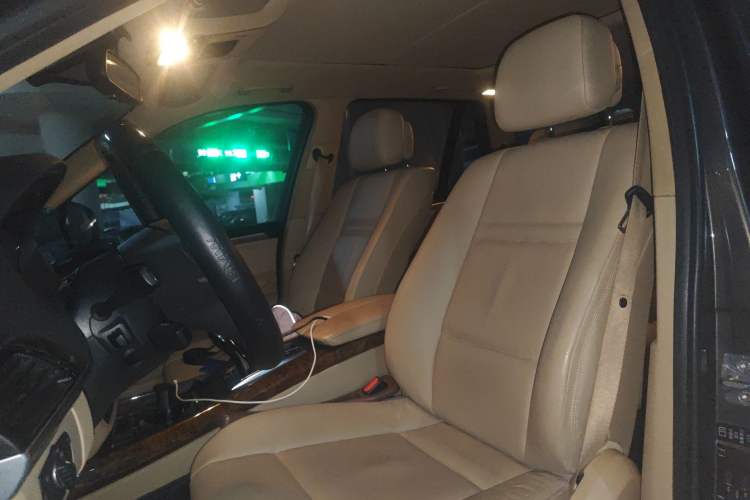Used BMW X5 2011 xDrive35i Leading Model Left Front Seat