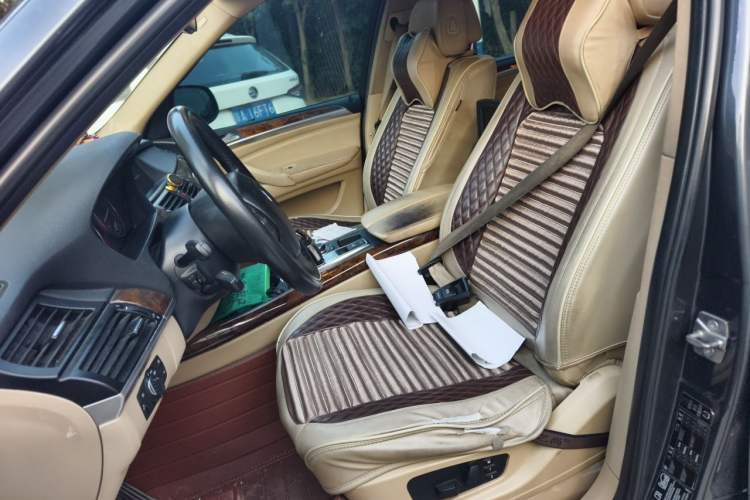Used BMW X5 2011 xDrive35i Luxury Model Left Front Seat