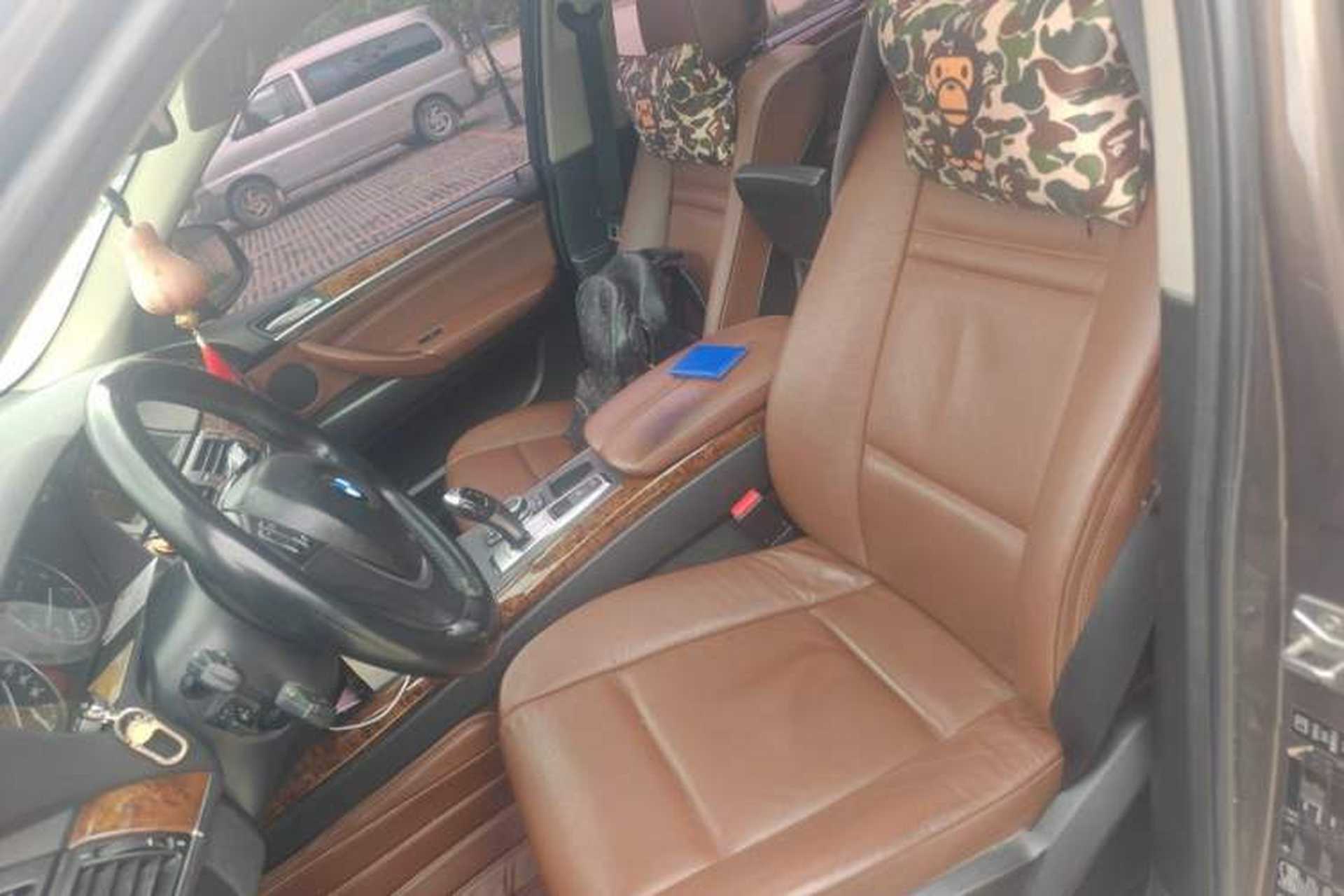 Used BMW X5 2011 xDrive35i Luxury Model Left Front Seat